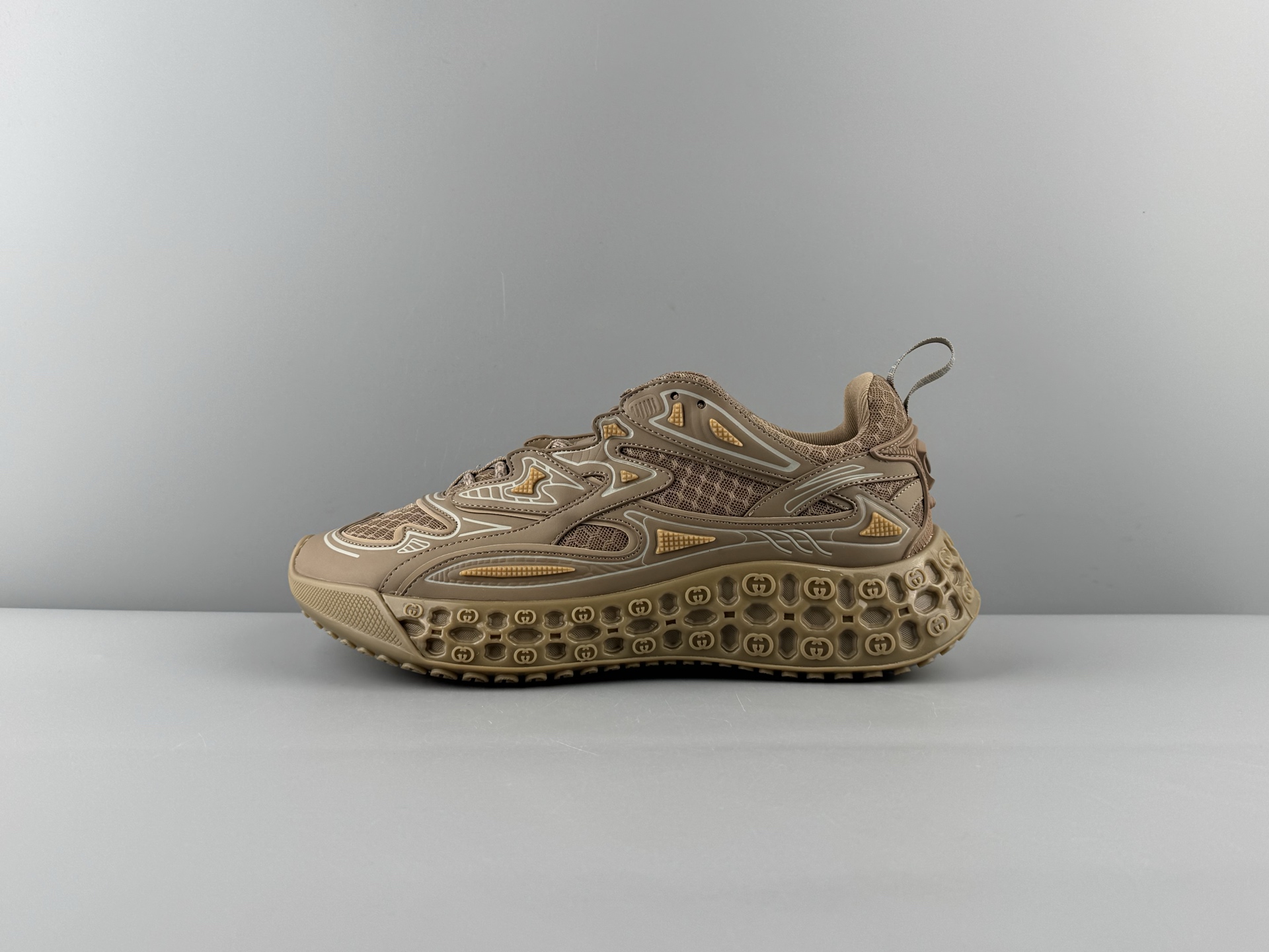 Gucci  Cub3d