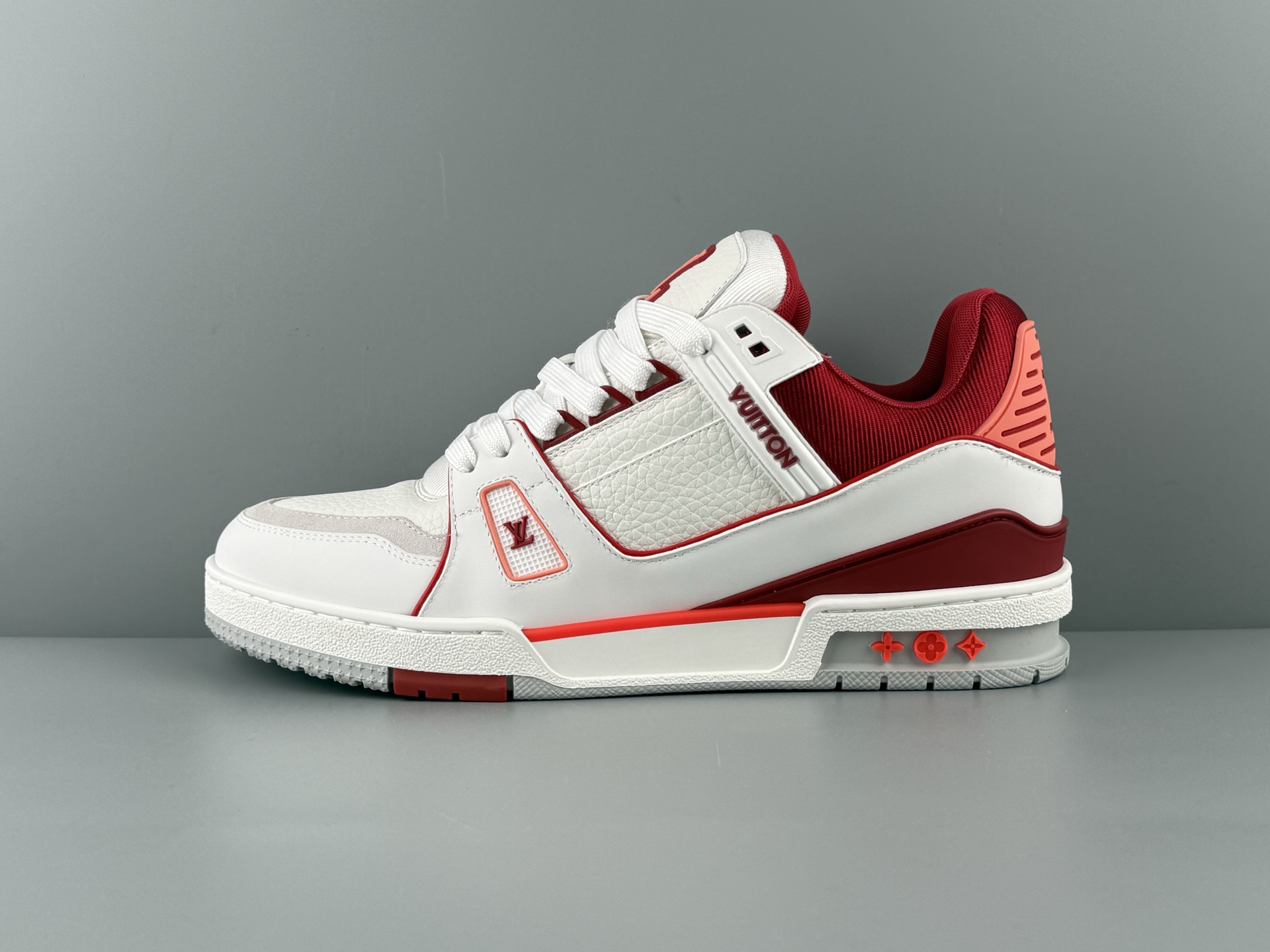 Lv Trainer
