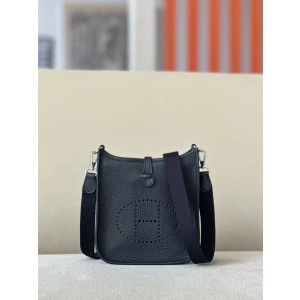 Evelyne mini 16