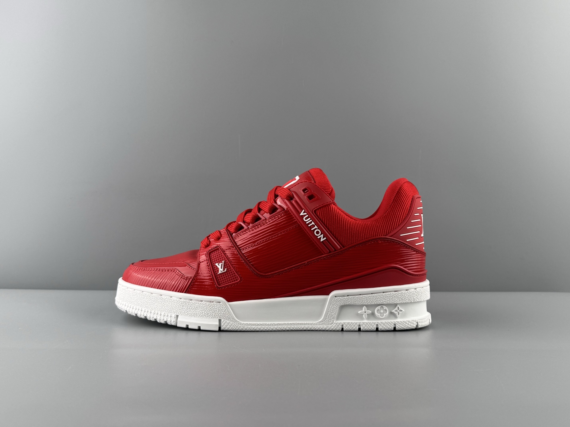 Lv Trainer