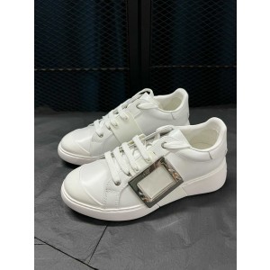 Roger Vivier Skate