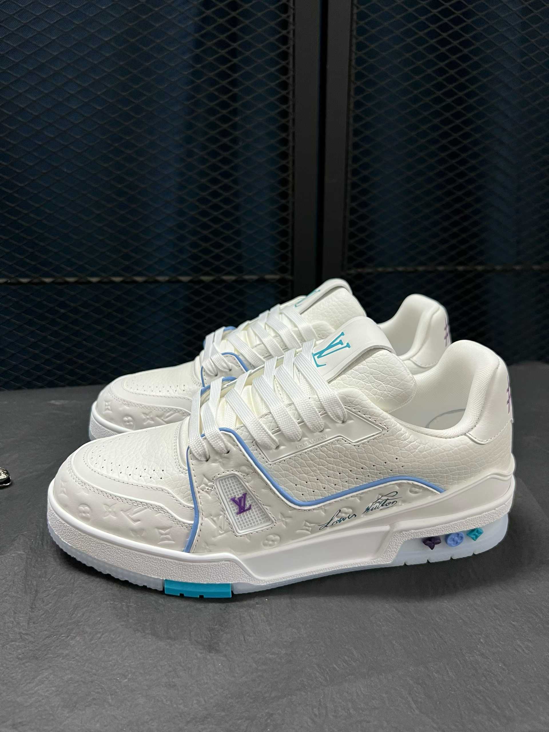 Lv Trainer