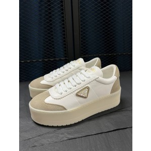 Prada Downtown Bold