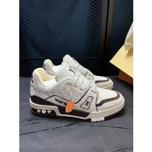 Lv Trainer
