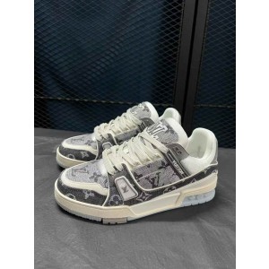 Lv Trainer