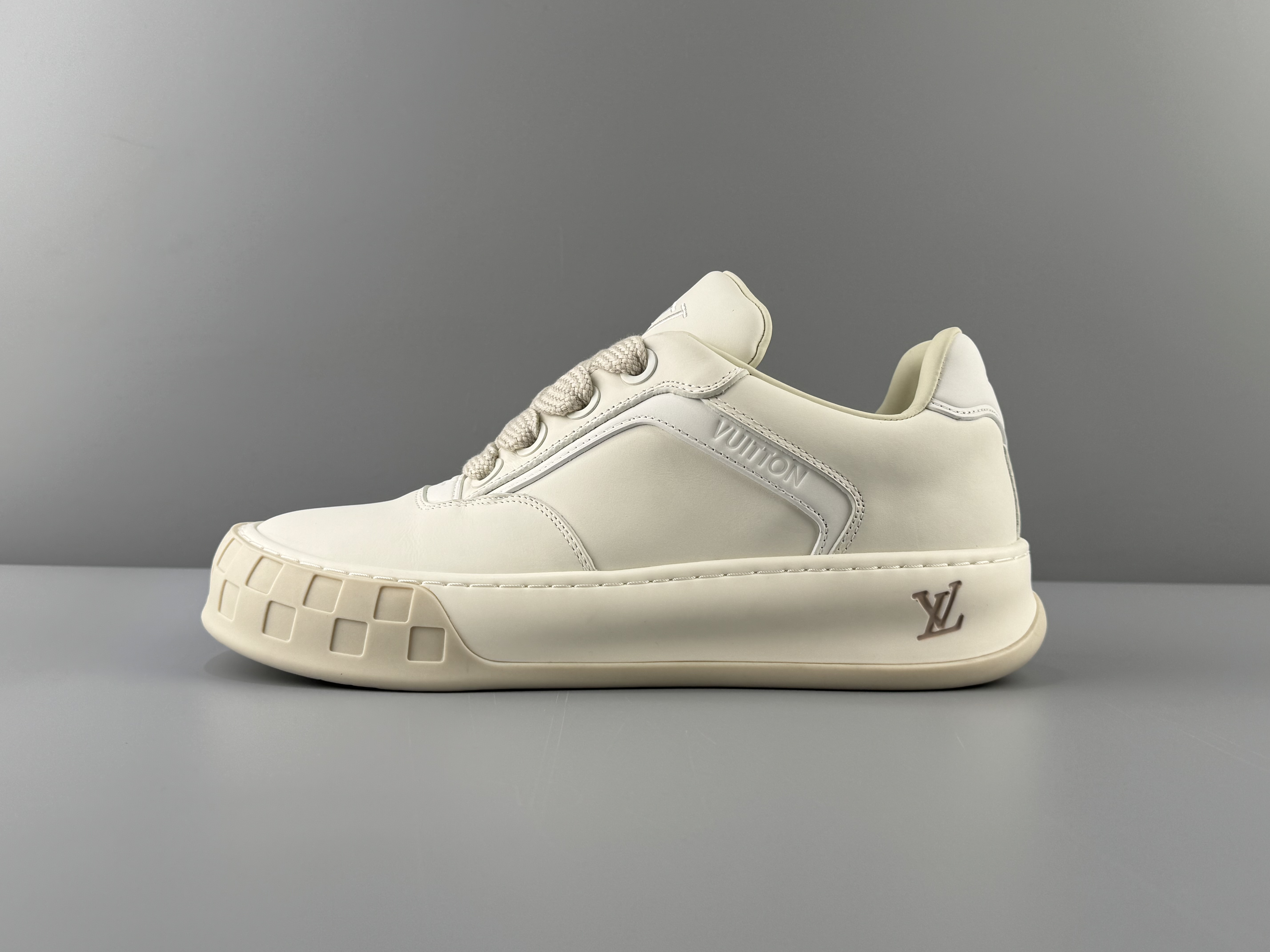 LV Tiltde
