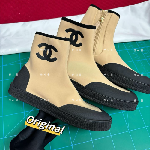 Chanel boots 26M